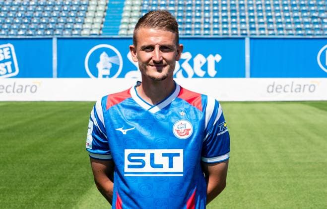 Nico Neidhart, FC Hansa Rostock, 3. Liga, Fußball, Portraittermin 2025 2026 Nico Neidhart (FC Hansa Rostock) beim Potraitfototermin im Ostseestadion. Rostock Ostseestadion Mecklenburg-Vorpommern Deutschland
