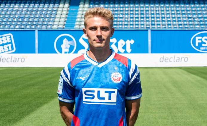 Cedric Harenbrock, FC Hansa Rostock, 3. Liga, Fußball, Portraittermin 2025 2026 Cedric Harenbrock (FC Hansa Rostock) beim Potraitfototermin im Ostseestadion. Rostock Ostseestadion Mecklenburg-Vorpommern Deutschland
