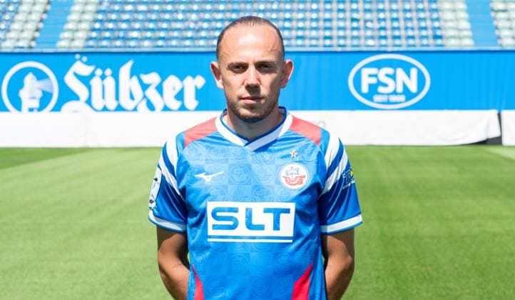 Adrien Lebeau, FC Hansa Rostock, 3. Liga, Fußball, Portraittermin 2025 2026 Adrien Lebeau (FC Hansa Rostock) beim Potraitfototermin im Ostseestadion. Rostock Ostseestadion Mecklenburg-Vorpommern Deutschland
