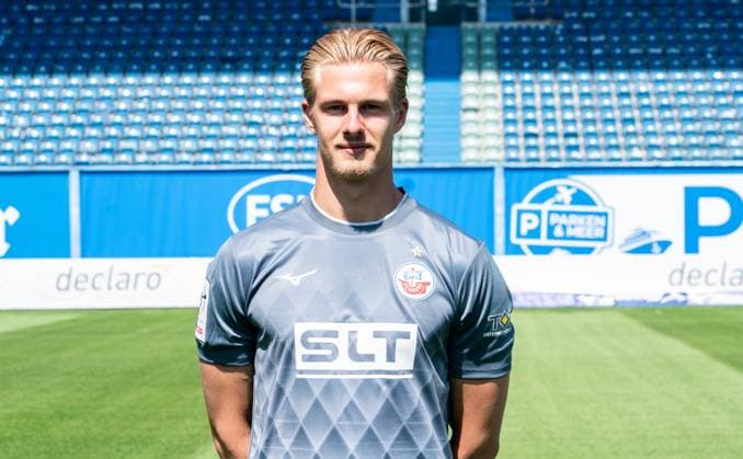 Max Hagemoser, FC Hansa Rostock, 3. Liga, Fußball, Portraittermin 2025 2026 Torwart Max Hagemoser (FC Hansa Rostock) beim Potraitfototermin im Ostseestadion. Rostock Ostseestadion Mecklenburg-Vorpommern Deutschland