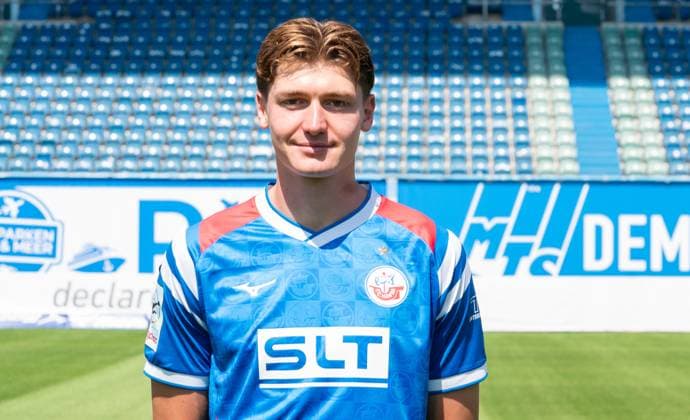 Ryan Naderi, FC Hansa Rostock, 3. Liga, Fußball, Portraittermin 2025 2026 Ryan Naderi (FC Hansa Rostock) beim Potraitfototermin im Ostseestadion. Rostock Ostseestadion Mecklenburg-Vorpommern Deutschland