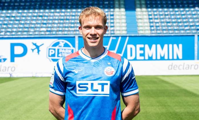 Felix Ruschke, FC Hansa Rostock, 3. Liga, Fußball, Portraittermin 2025 2026 Felix Ruschke (FC Hansa Rostock) beim Potraitfototermin im Ostseestadion. Rostock Ostseestadion Mecklenburg-Vorpommern Deutschland