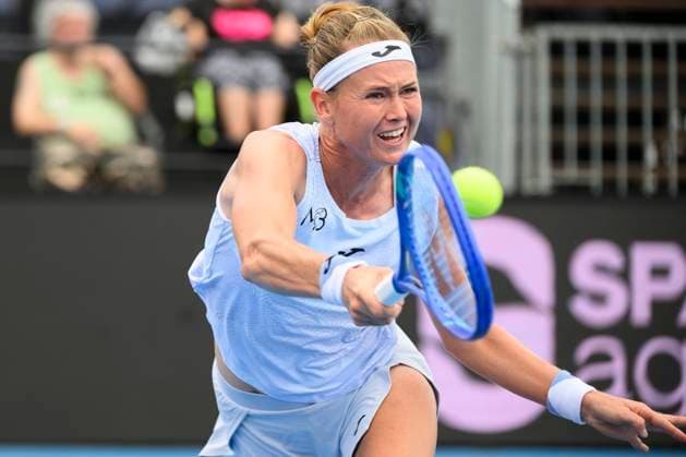 Czech tennis player Marie Bouzkova playes against Xinyu Gao of China at the WTA, Tennis Damen Livesport Prague Open 2025 on the courts of TK Sparta Prague, in Prague, Czech Republic, on July 21, 2025. (CTKxPhoto MichalxKamaryt) CTKPhotoP2025072103454  CTKPhotoP2025072103454