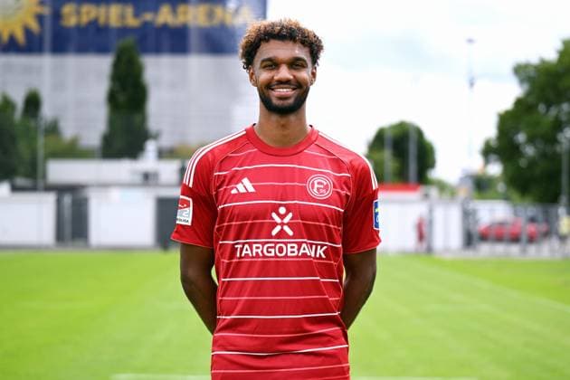 Elias Egouli; Fortuna Düsseldorf; 2.BL, Porträttermin 2025 2026