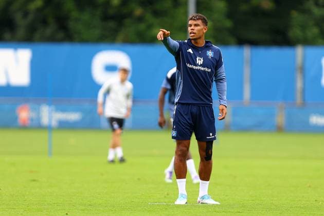 11 Ransford Königsdörffer (Hamburger SV) Fußball I Herren I Training I Saison 2025-2026 I Hamburger SV I 20.07.2025 I Trainingsplätze Volksparkstadion