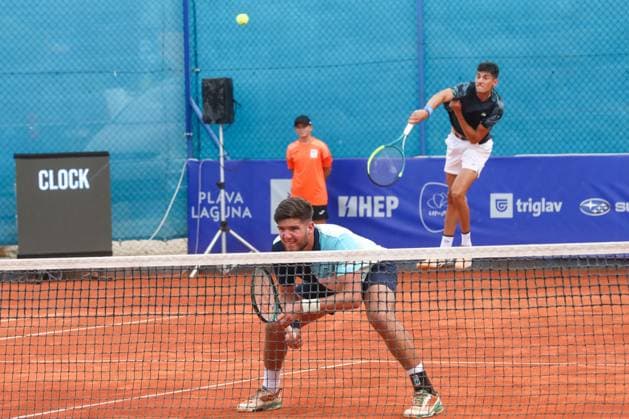 Umag, Croatia, 210725. 35th Plava Laguna Croatia Open Umag. Round of 16 doubles match, Luka Mikrut and Mili Poljicak - George Goldhoff and Gregorie Jacq. Photo: Goran Sebelic CROPIX Copyright: xxGoranxSebelicx mirkut_poljicak13-210725