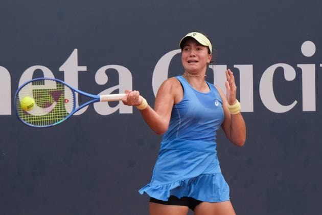 Lola Radivojevic in action against Kaitlin Quevedo during the 36th Palermo Ladies Open at Country Time Club during 36Â° Palermo Ladies Open, International Tennis match in Palermo, Italy, July 21 2025  Copyright: xFedericoxSerra IPAxSportx xipa-agency.netx xx IPA_60700096 IPA_Agency_IPA60700096