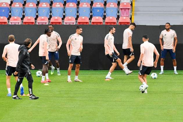 Servette Geneva training session before tomorrow s opening match of the second round of the Champions League Viktoria Plzen vs Servette Geneva, Plzen, July 21, 2025. (CTKxPhoto MiroslavxChaloupka) CTKPhotoP2025072105480  CTKPhotoP2025072105480