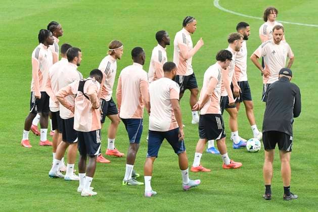 Servette Geneva training session before tomorrow s opening match of the second round of the Champions League Viktoria Plzen vs Servette Geneva, Plzen, July 21, 2025. (CTKxPhoto MiroslavxChaloupka) CTKPhotoP2025072105481  CTKPhotoP2025072105481