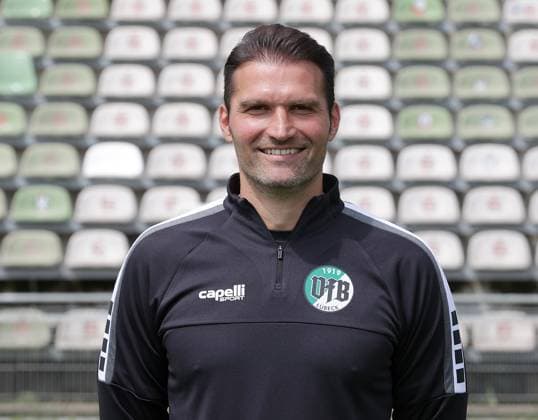Cheftrainer Guerino Capretti(VfB Luebeck) ;VfB Luebeck, RL Nord, Portraettermin 2025 2026