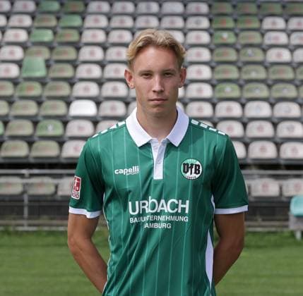 Mikka Lehnfeld (VfB Luebeck) ;VfB Luebeck, RL Nord, Portraettermin 2025 2026