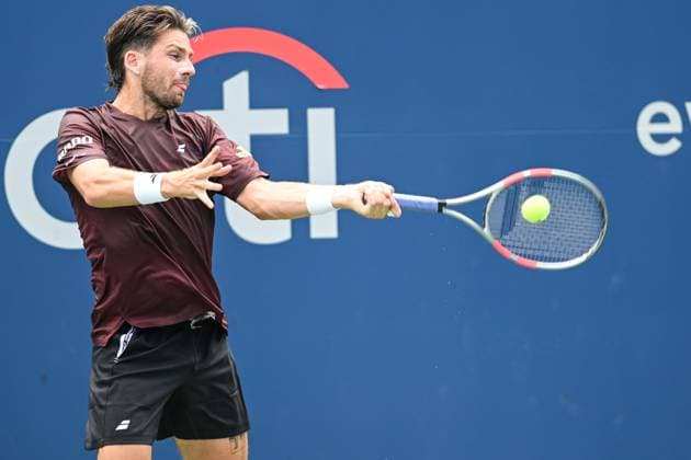 July 21, 2025, Washington, D.C, U.S: CAM NORRIE hits a forehand during his match against Billy Harris at the Rock Creek Tennis Center. Washington U.S - ZUMAg196 20250721_zap_g196_006 Copyright: xKylexGustafsonx