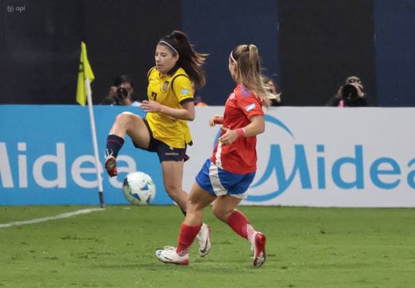 COPA AMERICA FEMENINA ECUADOR VS CHILE 21 de julio del 2025 Encuentro entre Ecuador VS Chile por Copa AmÃ rica Femenina en el estadio Banco Guayaquil. QUITO PICHINCHA ECUADOR Copyright: xHENRYxLAPOx