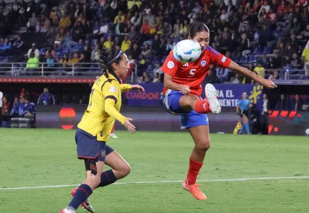COPA AMERICA FEMENINA ECUADOR VS CHILE 21 de julio del 2025 Encuentro entre Ecuador VS Chile por Copa AmÃ rica Femenina en el estadio Banco Guayaquil. QUITO PICHINCHA ECUADOR Copyright: xHENRYxLAPOx