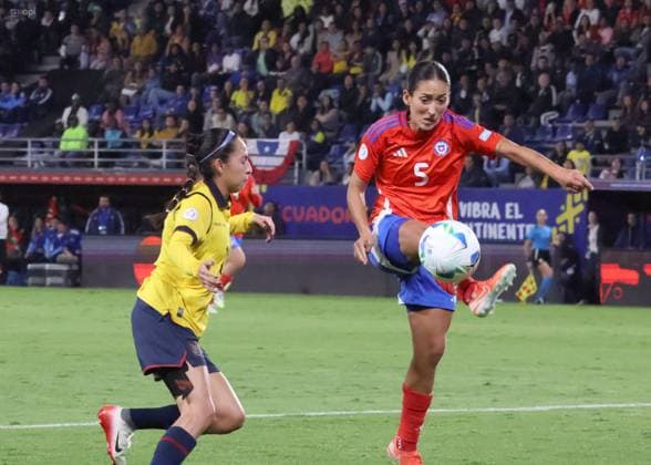 COPA AMERICA FEMENINA ECUADOR VS CHILE 21 de julio del 2025 Encuentro entre Ecuador VS Chile por Copa AmÃ rica Femenina en el estadio Banco Guayaquil. QUITO PICHINCHA ECUADOR Copyright: xHENRYxLAPOx