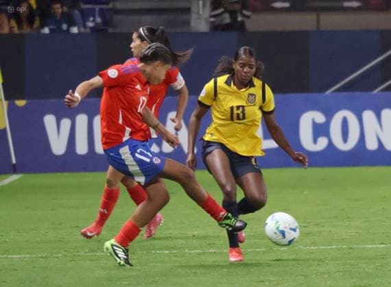COPA AMERICA FEMENINA ECUADOR VS CHILE 21 de julio del 2025 Encuentro entre Ecuador VS Chile por Copa AmÃ rica Femenina en el estadio Banco Guayaquil. QUITO PICHINCHA ECUADOR Copyright: xHENRYxLAPOx