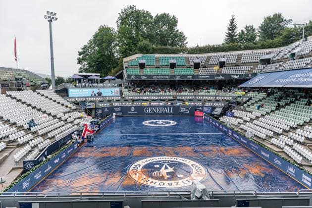 21.07.2025, Sportpark, Kitzbühel, AUT, ATP, Tennis Herren Tour, Generali Open Kitzbühel 2025, 1. Runde, im Bild Regenunterbrechung rain Delay during 1st round of the 2025 Generali Open Kitzbühel of the ATP Tour at the Sportpark in Kitzbühel, Great Britain on 2025 07 21. Expa Kitzbühel