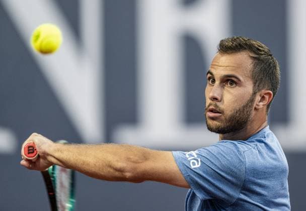 21.07.2025, Sportpark, Kitzbühel, AUT, ATP, Tennis Herren Tour, Generali Open Kitzbühel 2025, 1. Runde, Herren Einzel, im Bild Hugo Gaston (FRA) Hugo Gaston of France during men s single 1. round match at the 2025 Generali Open Kitzbühel of the ATP Tour at the Sportpark in Kitzbühel, Austria on 2025 07 21. Expa Kitzbühel