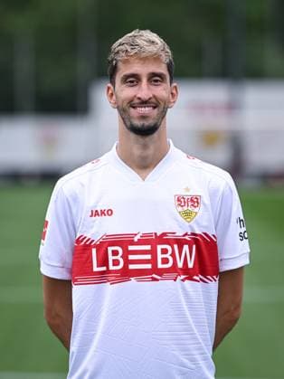 FUSSBALL 1. BUNDESLIGA SAISON 2025 2026 21.07.2025 Fototermin beim VfB Stuttgart auf dem Trainingsgelaende: Atakan Karazor