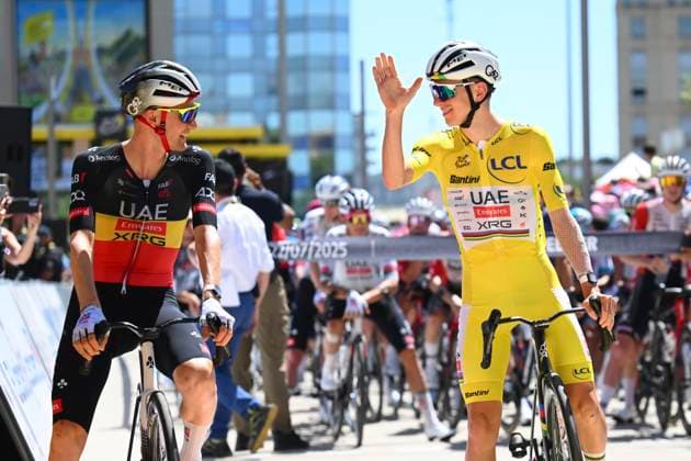 Tour de France 2025 Stage 16 MONT-VENTOUX, FRANCE - JULY 22 : Wellens Tim (BEL) of UAE Team Emirates and Pogacar Tadej (SLO) of UAE Team Emirates during stage 16 of the 112th edition of Tour de France an UCI World Tour 2.UWT cycling road race stage for Men Elite of 172 km with start in Montpellier and finish in Mont-Ventoux on July 22, 2025 in Mont-Ventoux, France, 22 07 2025 ( Motordriver Kenny Verfaillie - Mont-Ventoux France  Copyright: xVincentxKalutx