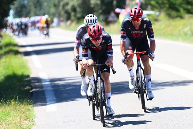 Tour de France 2025 Stage 16 MONT-VENTOUX, FRANCE - JULY 22 : Hirschi Marc (SUI) of Tudor Pro Cycling Team, Haller Marco (AUT) of Tudor Pro Cycling Team, Meurisse Xandro (BEL) of Alpecin - Deceuninck during stage 16 of the 112th edition of Tour de France an UCI World Tour 2.UWT cycling road race stage for Men Elite of 172 km with start in Montpellier and finish in Mont-Ventoux on July 22, 2025 in Mont-Ventoux, France, 22 07 2025 ( Motordriver Kenny Verfaillie - Mont-Ventoux France  Copyright: xVincentxKalutx