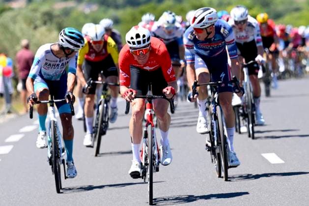 Tour de France 2025 Stage 16 MONT-VENTOUX, FRANCE - JULY 22 : Schmid Mauro (SUI) of Team Jayco AlUla during stage 16 of the 112th edition of Tour de France an UCI World Tour 2.UWT cycling road race stage for Men Elite of 172 km with start in Montpellier and finish in Mont-Ventoux on July 22, 2025 in Mont-Ventoux, France, 22 07 2025 ( Motordriver Kenny Verfaillie - Mont-Ventoux France  Copyright: xVincentxKalutx