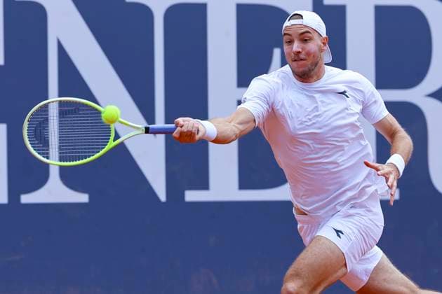 Jan-Lennard Struff (Germany) kontrolliert den Ball, ATP, Tennis Herren 250 Tournament, Generali Open Kitzbuhel, Tennisstadion am Kapserfeld am 22. July 2025 in Kitzbuehel, Österreich. (Foto von Marco Steinbrenner DeFodi Images) Jan-Lennard Struff (Germany) controls the ball, ATP 250 Tournament, Generali Open Kitzbuhel, Tennis stadium at Kapserfeld, July 22, 2025 in Kitzbuehel, Austria. (Photo by Marco Steinbrenner DeFodi Images)