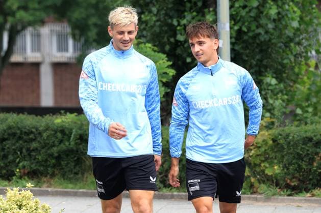 DEU, DFL, 2. FBL Hertha BSC, Training, 22.07.2025, Sportforum, Berlin, DEU, DFL, 2. FBL Hertha BSC, Training, im Bild Dawid Kownacki (Hertha BSC Berlin 9), Michal Karbownik (Hertha BSC Berlin 33) DFL - regulations prohibit any use of Photographs as image sequences and or quasi-video