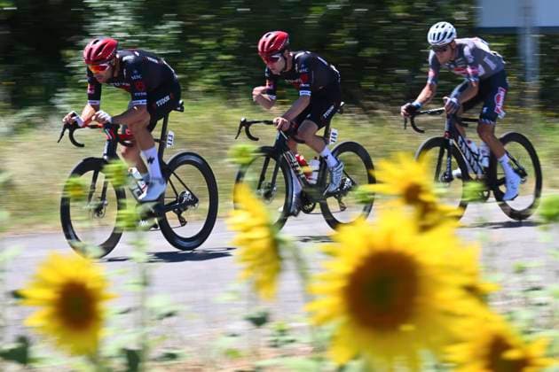 Tour de France 2025 Stage 16 MONT-VENTOUX, FRANCE - JULY 22 : Haller Marco (AUT) of Tudor Pro Cycling Team, Hirschi Marc (SUI) of Tudor Pro Cycling Team, Meurisse Xandro (BEL) of Alpecin - Deceuninck during stage 16 of the 112th edition of Tour de France an UCI World Tour 2.UWT cycling road race stage for Men Elite of 172 km with start in Montpellier and finish in Mont-Ventoux on July 22, 2025 in Mont-Ventoux, France, 22 07 2025 ( Motordriver Kenny Verfaillie - Mont-Ventoux France  Copyright: xVincentxKalutx