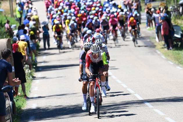 Tour de France 2025 Stage 16 MONT-VENTOUX, FRANCE - JULY 22 : Rex Laurenz (BEL) of Intermarche - Wanty during stage 16 of the 112th edition of Tour de France an UCI World Tour 2.UWT cycling road race stage for Men Elite of 172 km with start in Montpellier and finish in Mont-Ventoux on July 22, 2025 in Mont-Ventoux, France, 22 07 2025 ( Motordriver Kenny Verfaillie - Mont-Ventoux France  Copyright: xVincentxKalutx