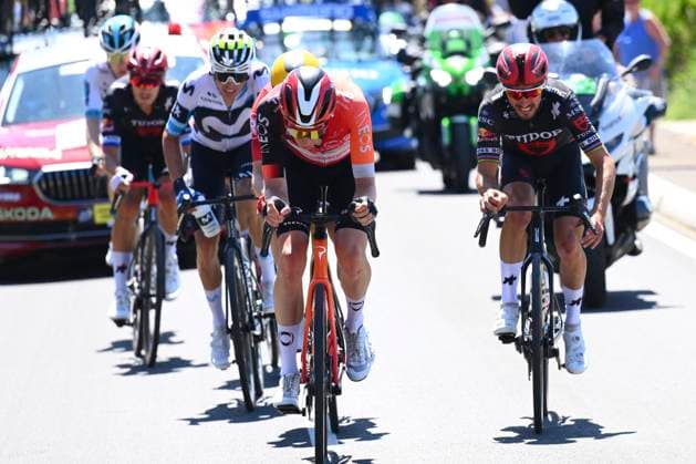 Tour de France 2025 Stage 16 MONT-VENTOUX, FRANCE - JULY 22 : Arensman Thymen (NED) of INEOS Grenadiers, Alaphilippe Julian (FRA) of Tudor Pro Cycling Team during stage 16 of the 112th edition of Tour de France an UCI World Tour 2.UWT cycling road race stage for Men Elite of 172 km with start in Montpellier and finish in Mont-Ventoux on July 22, 2025 in Mont-Ventoux, France, 22 07 2025 ( Motordriver Kenny Verfaillie - Mont-Ventoux France  Copyright: xVincentxKalutx