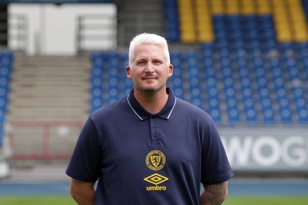 Florian Horn ( Physiotherapeut) ; Eintracht Braunschweig; 2.BL, Portraettermin 2025 2026