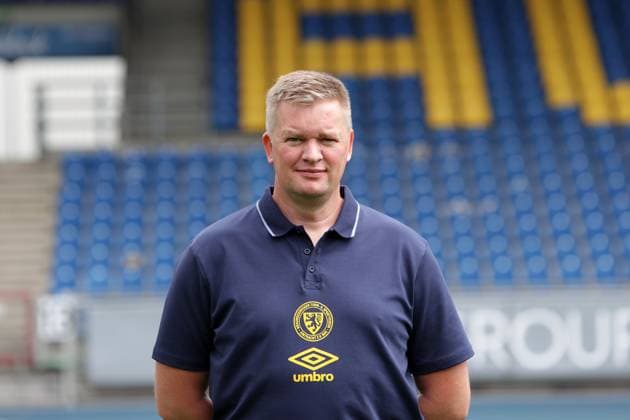 Holm Stelzer (Teammanager) ; Eintracht Braunschweig; 2.BL, Portraettermin 2025 2026