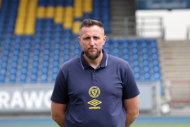 Jasmin Fejzic (Torwarttrainer) ; Eintracht Braunschweig; 2.BL, Portraettermin 2025 2026