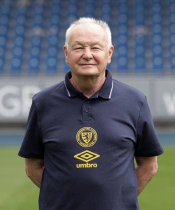 Berthold Schliwa (Betreuer) ; Eintracht Braunschweig; 2.BL, Portraettermin 2025 2026
