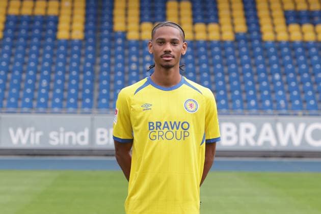 Sidi Sane ; Eintracht Braunschweig; 2.BL, Portraettermin 2025 2026