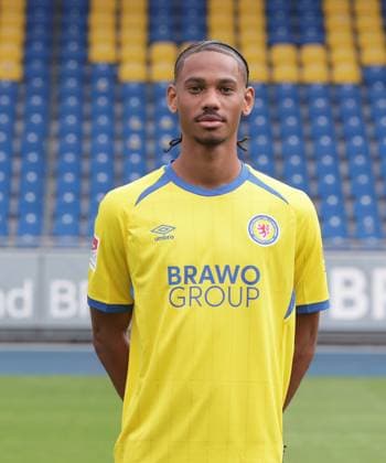 Sidi Sane ; Eintracht Braunschweig; 2.BL, Portraettermin 2025 2026