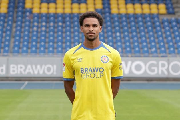 Sanoussy Ba ; Eintracht Braunschweig; 2.BL, Portraettermin 2025 2026