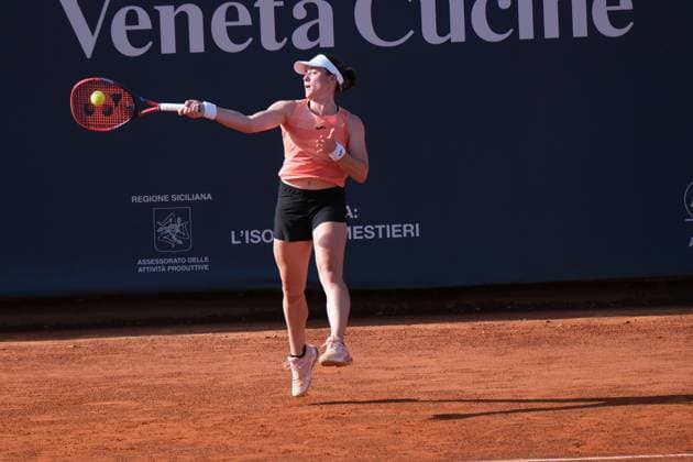 Tamara Zidansek in action against Tyra Caterina Grant during the 36th Palermo Ladies Open at Country Time Club during 36Â° Palermo Ladies Open, International Tennis match in Palermo, Italy, July 22 2025  Copyright: xFedericoxSerra IPAxSportx xipa-agency.netx xx IPA_60753033 IPA_Agency_IPA60753033