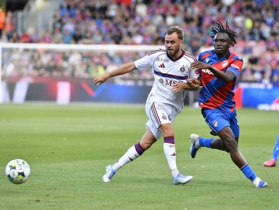 From left Timothe Cognat of Servette, Prince Kwabena Adu of Pilsen in action during the European League 2nd qualifying round opening match Viktoria Plzen vs Servette Geneva in Plzen, Czech Republic, July 22, 2025. (CTKxPhoto MiroslavxChaloupka) CTKPhotoP2025072206652  CTKPhotoP2025072206652