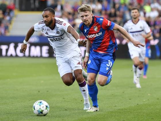 From left Anthony Baron of Servette and Pavel Sulc of Pilsen in action during the European League 2nd qualifying round opening match Viktoria Plzen vs Servette Geneva in Plzen, Czech Republic, July 22, 2025. (CTKxPhoto MiroslavxChaloupka) CTKPhotoP2025072206688  CTKPhotoP2025072206688