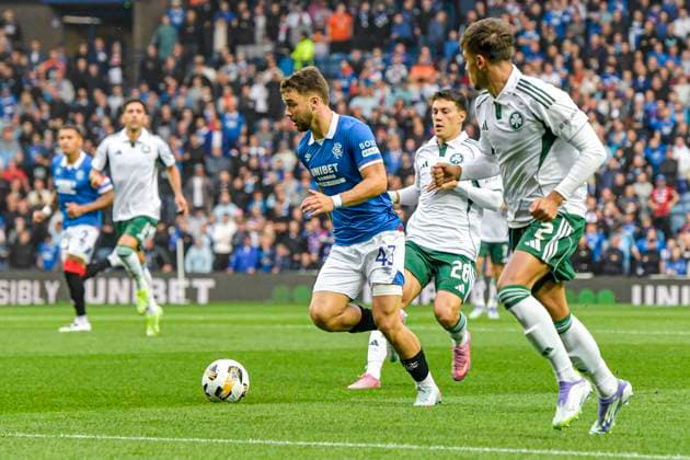 Rangers v Panathinaikos F.C. UEFA Champions League Nicolas Raskin of Rangers makes a break and then shoots during the UEFA Champions League Second Qualifying Round First Leg match at Ibrox Stadium, Glasgow UK Newspapers OUT Copyright: xJamiexJohnstonx FIL-21990-0058