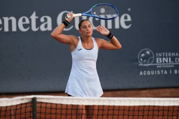 TENNIS - Internazionali di Tennis - 36° Palermo Ladies Open Panna Udvardy in action against Veronika Erjavec during the 36th Palermo Ladies Open at Country Time Club during 36Â° Palermo Ladies Open, International Tennis match in Palermo, Italy, July 22 2025 Palermo Italy  Copyright: xIPAxSport ABACAx