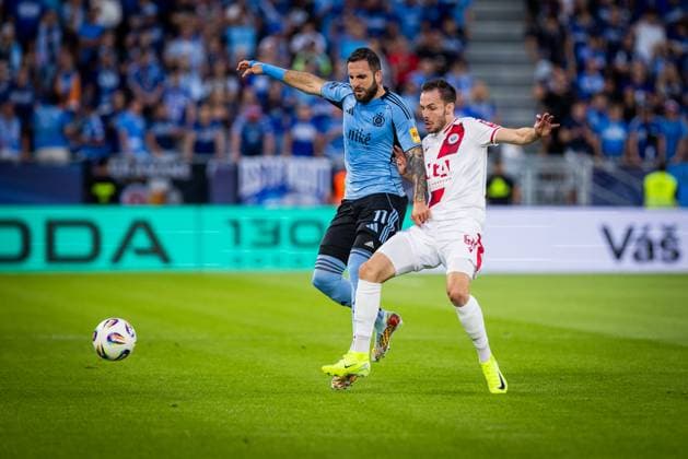 SLOVAN BRATISLAVA - ZRINJSKI MOSTAR Tigran Barseghyan of Slovan and Duje Dujmovic of Zrinjski during second qualifying round of UEFA Champions League football match between SK Slovan Bratislava and HSK Zrinjski Mostar. Bratislava, Slovakia, July 22, 2025. Copyright: xx 080A5967