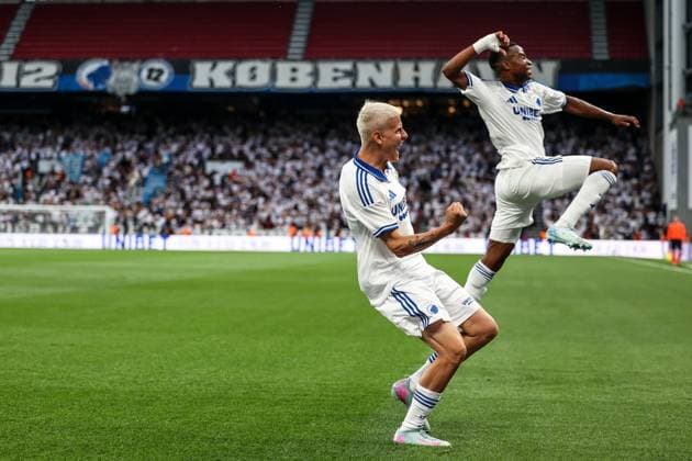 FC Copenhagen v FC Drita, UEFA Champions League qualification football, Copenhagen, Denmark Copenhagen, Denmark. 22nd, July 2025. Magnus Mattsson (8) of FC Copenhagen scores for 1-0 on a penalty during the UEFA Champions League qualification match between FC Copenhagen and FC Drita at Parken in Copenhagen. Denmark, Copenhagen  Copyright: xGonzalesxPhoto RunexMathiesenx