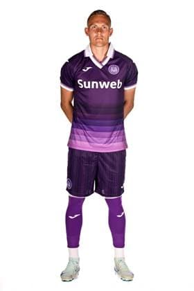 RSC Anderlecht Media Activities 22 07 2025 NEERPEDE, BELGIUM - JULY 22 : Augustinsson Ludwig defender of RSC Anderlecht pictured during a photoshoot during the RSC Anderlecht mediaday ahead of the Jupiler Pro League 2025-2026 season on July 22, 2025 in Neerpede, Belgium, 22 07 2025  Copyright: xTomasxSiskx