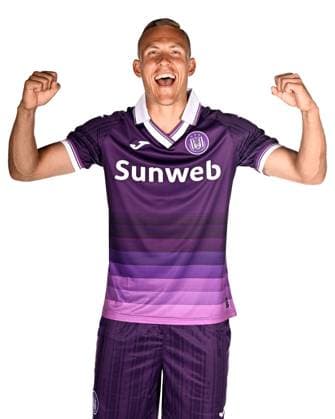 RSC Anderlecht Media Activities 22 07 2025 NEERPEDE, BELGIUM - JULY 22 : Augustinsson Ludwig defender of RSC Anderlecht pictured during a photoshoot during the RSC Anderlecht mediaday ahead of the Jupiler Pro League 2025-2026 season on July 22, 2025 in Neerpede, Belgium, 22 07 2025  Copyright: xTomasxSiskx