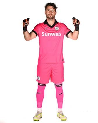 RSC Anderlecht Media Activities 22 07 2025 NEERPEDE, BELGIUM - JULY 22 : Coosemans Colin goalkeeper of RSC Anderlecht pictured during a photoshoot during the RSC Anderlecht mediaday ahead of the Jupiler Pro League 2025-2026 season on July 22, 2025 in Neerpede, Belgium, 22 07 2025  Copyright: xTomasxSiskx