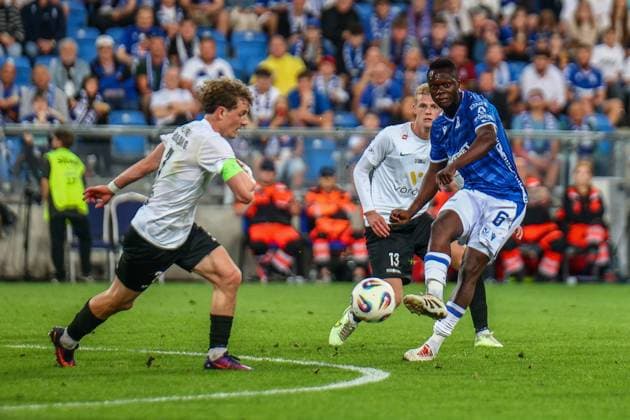 POZNAN 22.07.2025 MECZ II RUNDA ELIMINACYJNA LIGA MISTRZOW SEZON 2025 26: LECH POZNAN - BREIDABLIK --- UEFA CHAMPIONS LEAGUE SECOND QUALIFYING ROUND MATCH: LECH POZNAN - BREIDABLIK NZ TIMOTHY OUMA ANTON LOGI LUDVIKSSON FOT. PATRYK PINDRAL 400MM.PL NEWSPIX.PL --- newspix.pl 