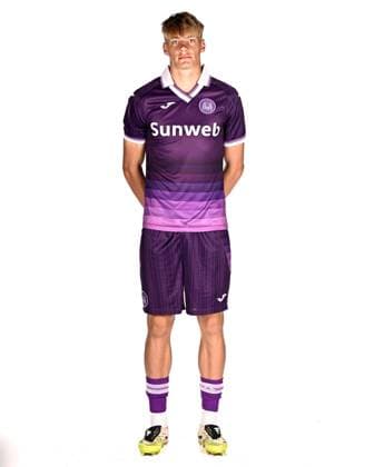 RSC Anderlecht Media Activities 22 07 2025 NEERPEDE, BELGIUM - JULY 22 : De Cat Nathan midfielder of RSC Anderlecht pictured during a photoshoot during the RSC Anderlecht mediaday ahead of the Jupiler Pro League 2025-2026 season on July 22, 2025 in Neerpede, Belgium, 22 07 2025  Copyright: xTomasxSiskx